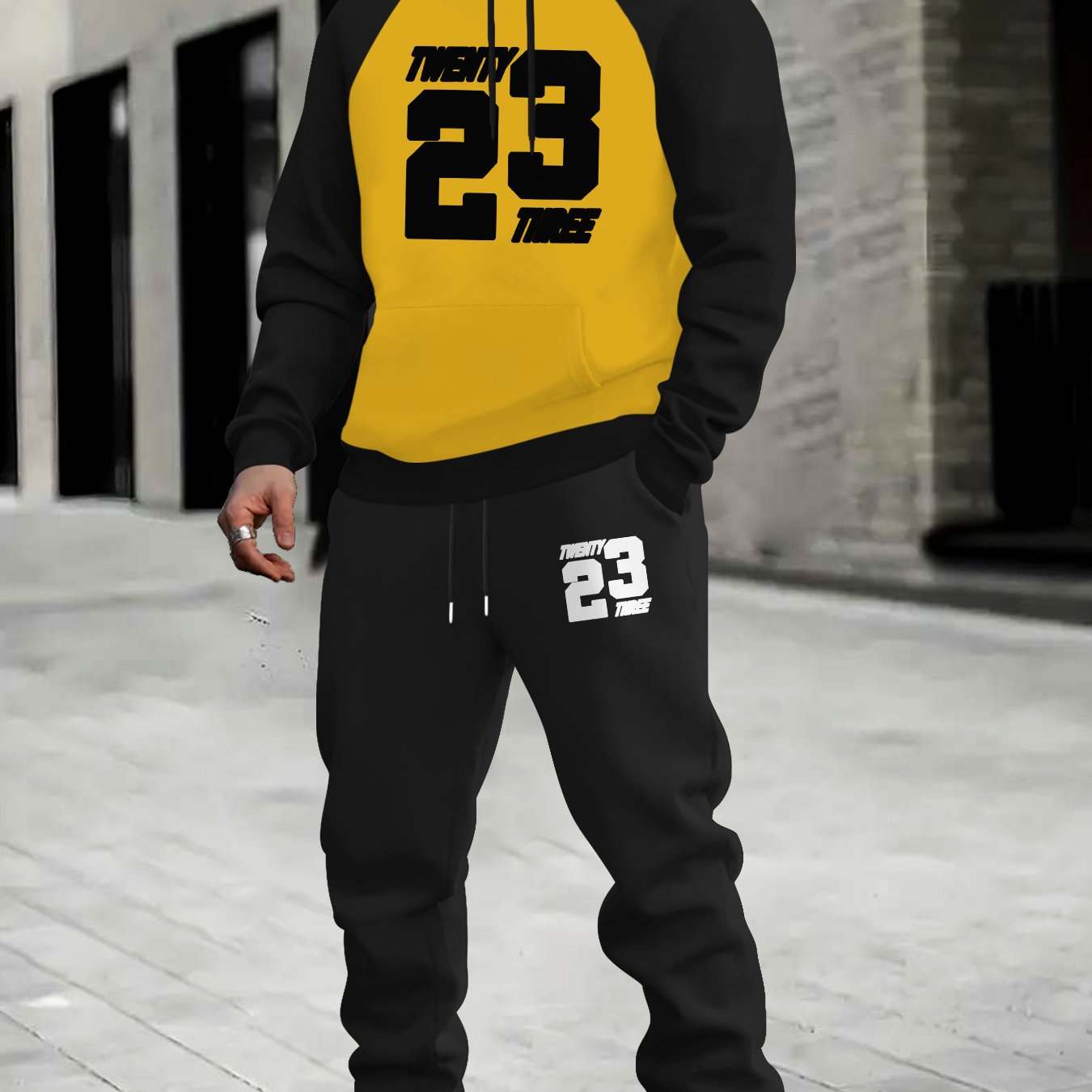 Men Sporty Hoodie and Sweatpants Set