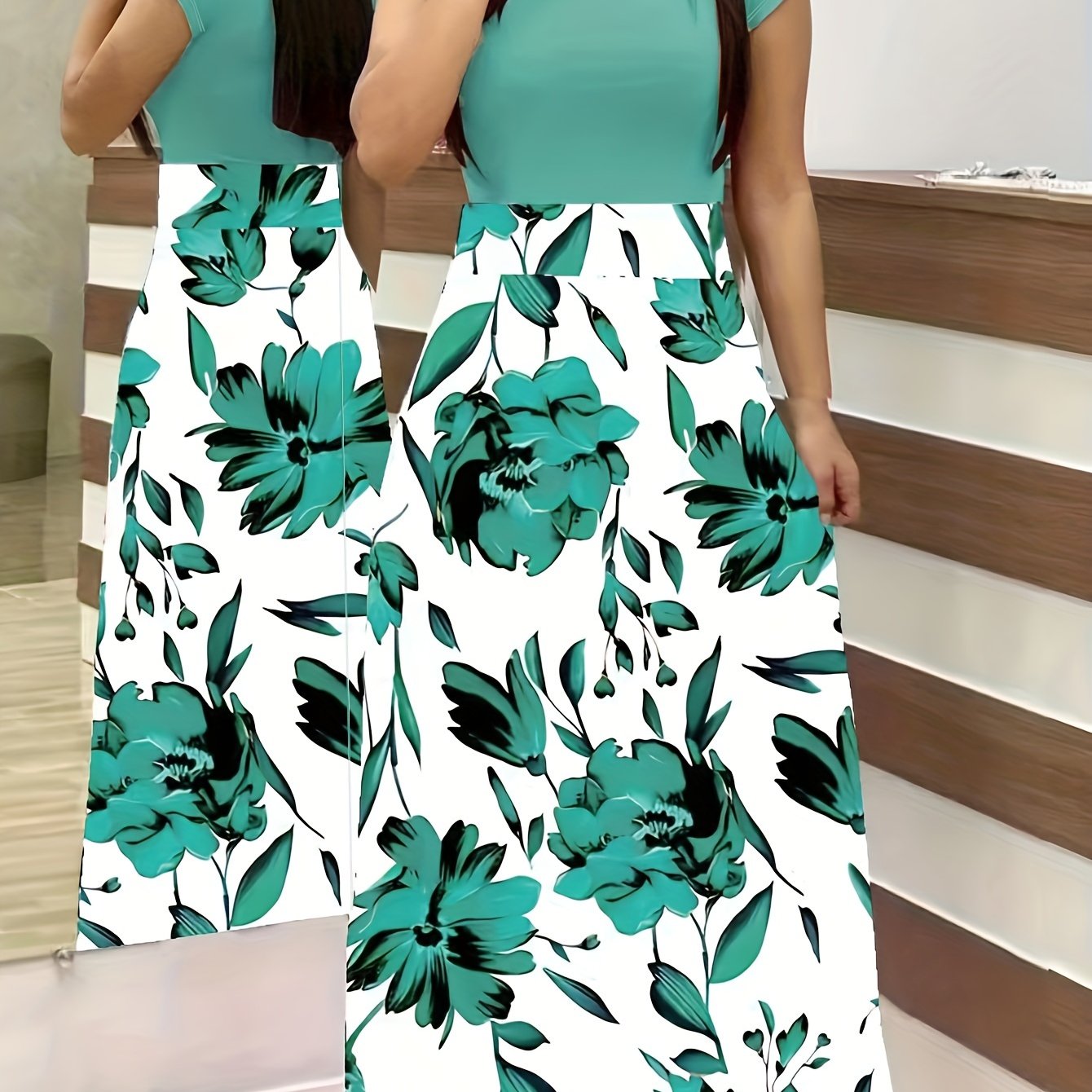 Floral Print Crew Neck Dress