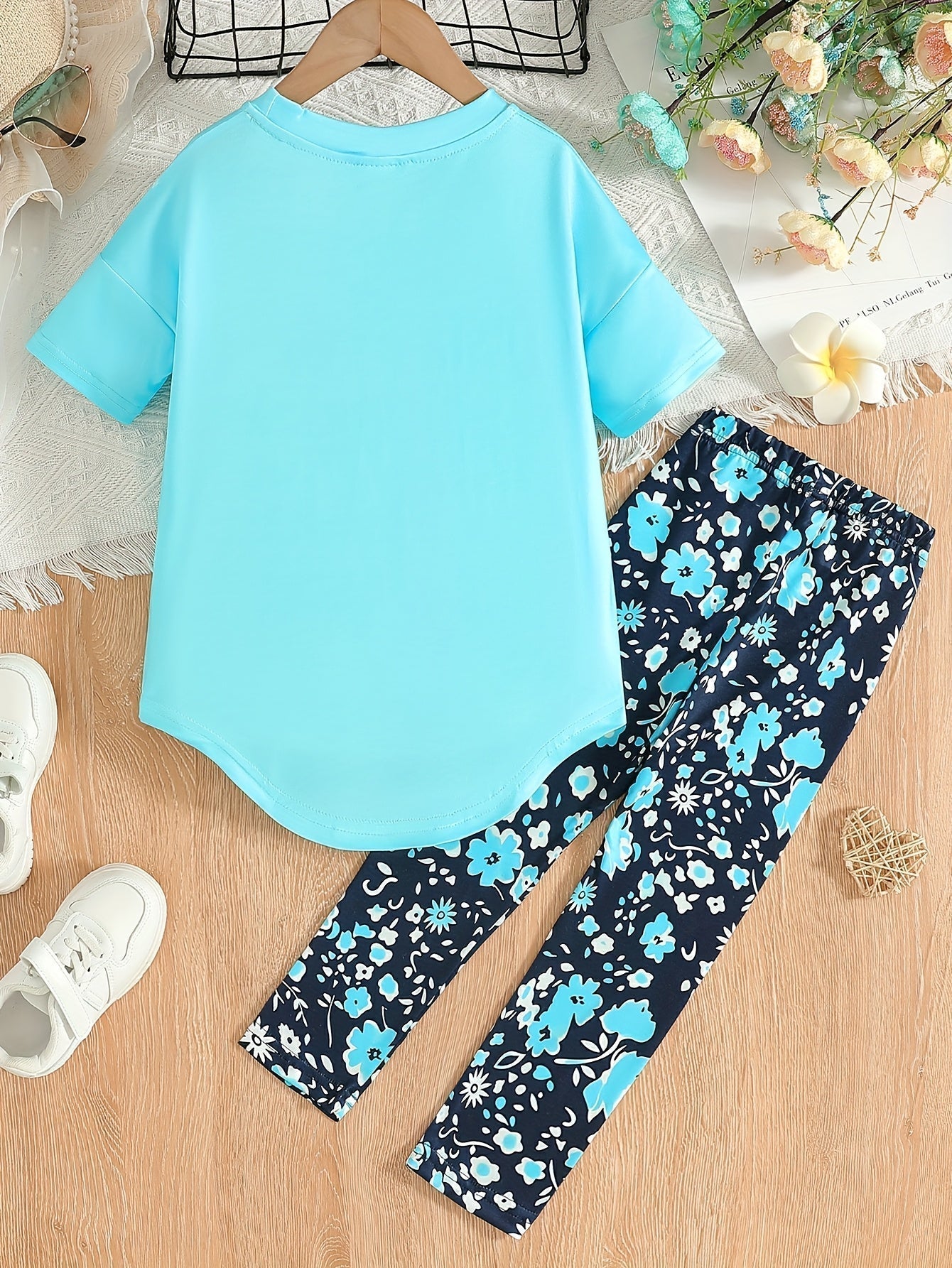 2 pcs Girls Party Outfit - Graphic Tee & Floral Leggings
