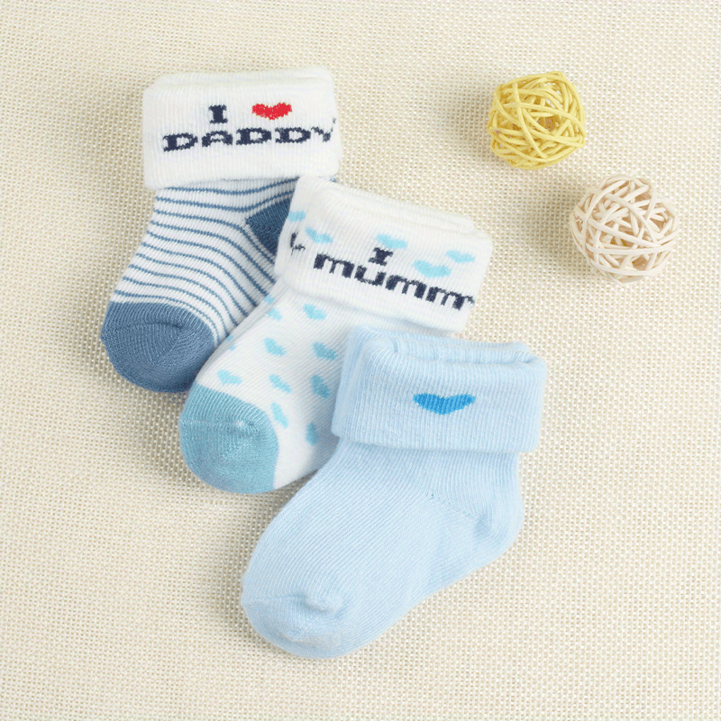 3 pairs of socks for boys aged 0-3 months