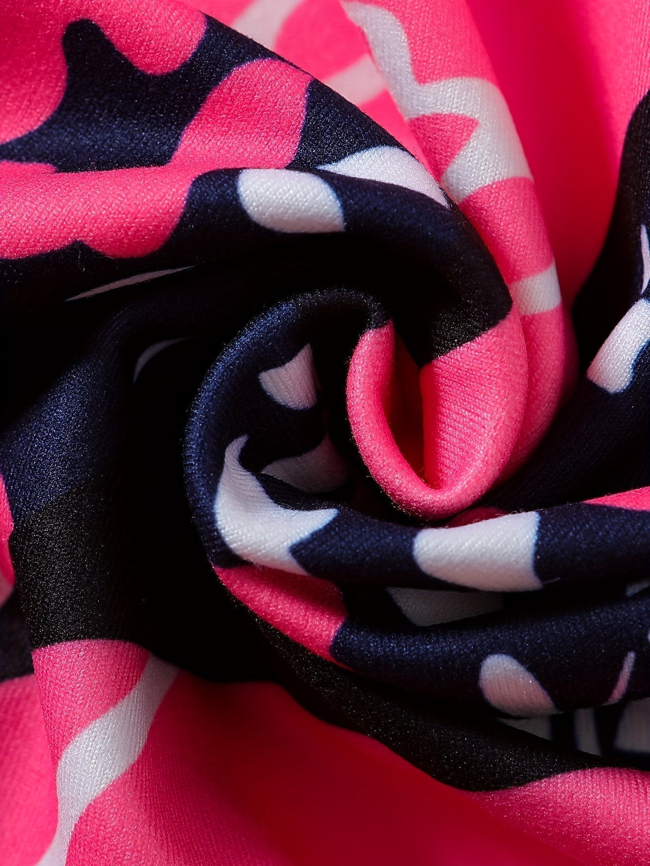 2 pcs Girls Party Outfit - Graphic Tee & Floral Leggings