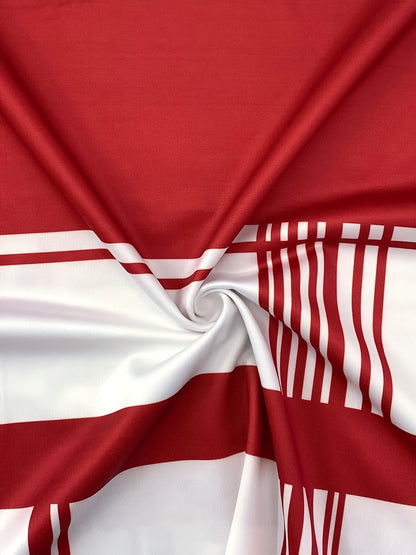 New Summer Elegant Women T-shirt with Black Plaid Print