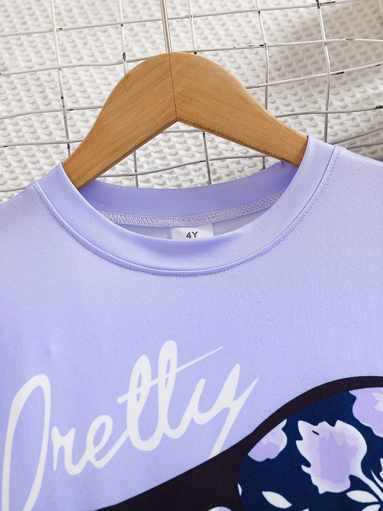 2 pcs Girls Party Outfit - Graphic Tee & Floral Leggings